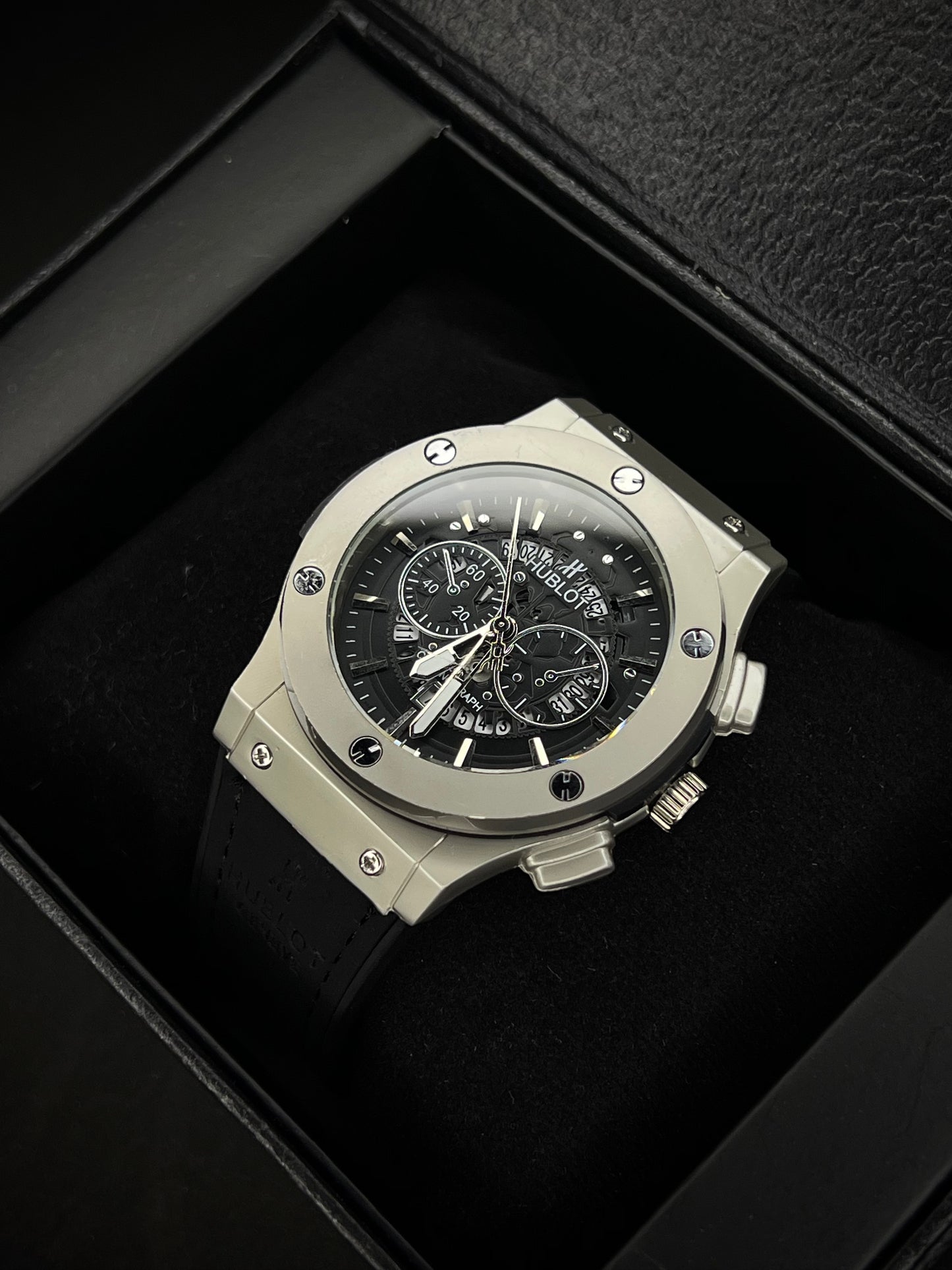 Hublot (Skeleton Dial)
